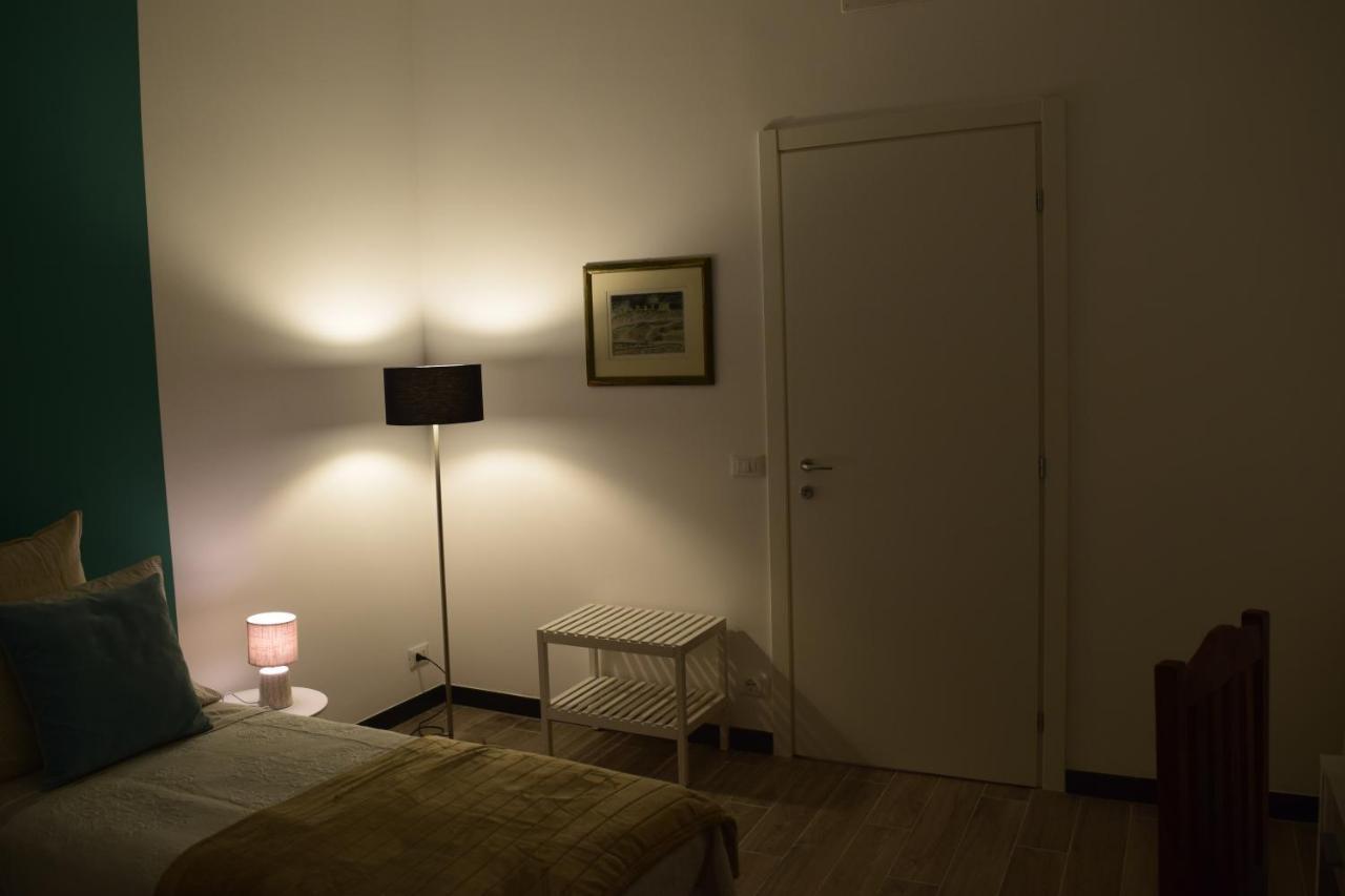 Hôtel Xenia à Gênes Extérieur photo